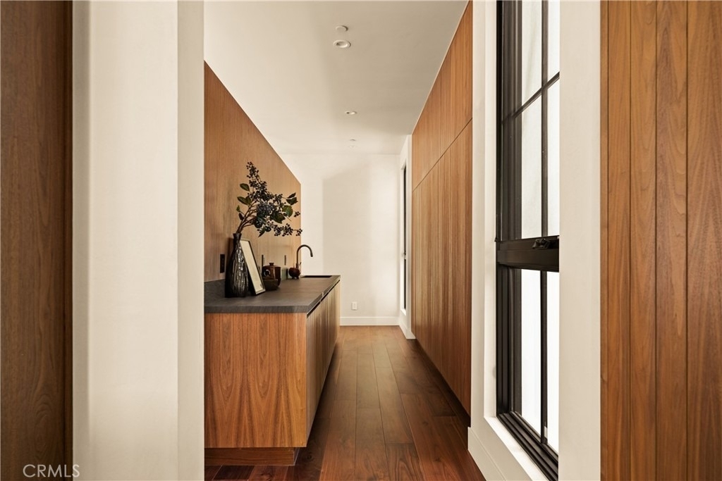 4930 Edgerton Avenue - Photo 9