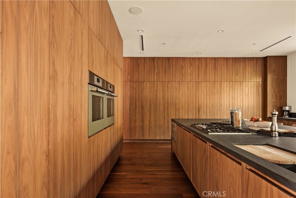 4930 Edgerton Avenue - Photo 7
