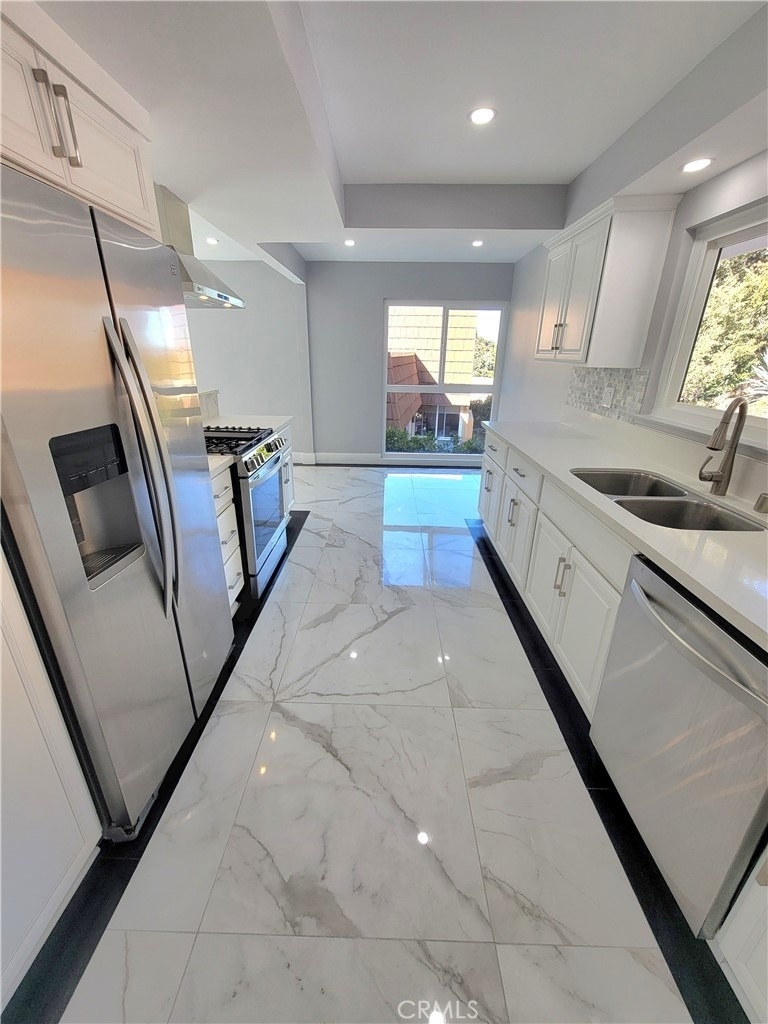 17148 Escalon - Photo 3