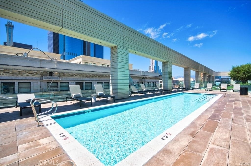 400 S Broadway - Photo 15