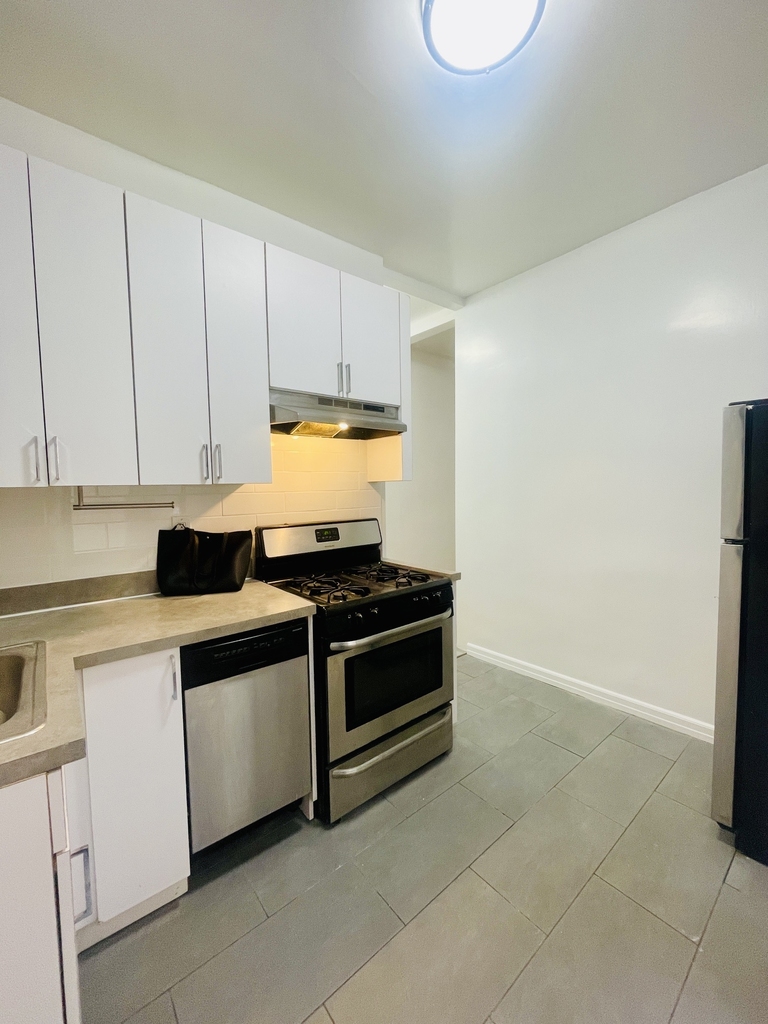 109 E 88 at Park Avenue - Photo 2