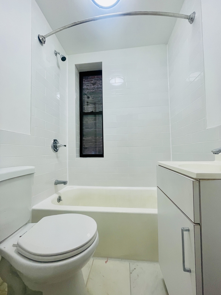 109 E 88 at Park Avenue - Photo 8