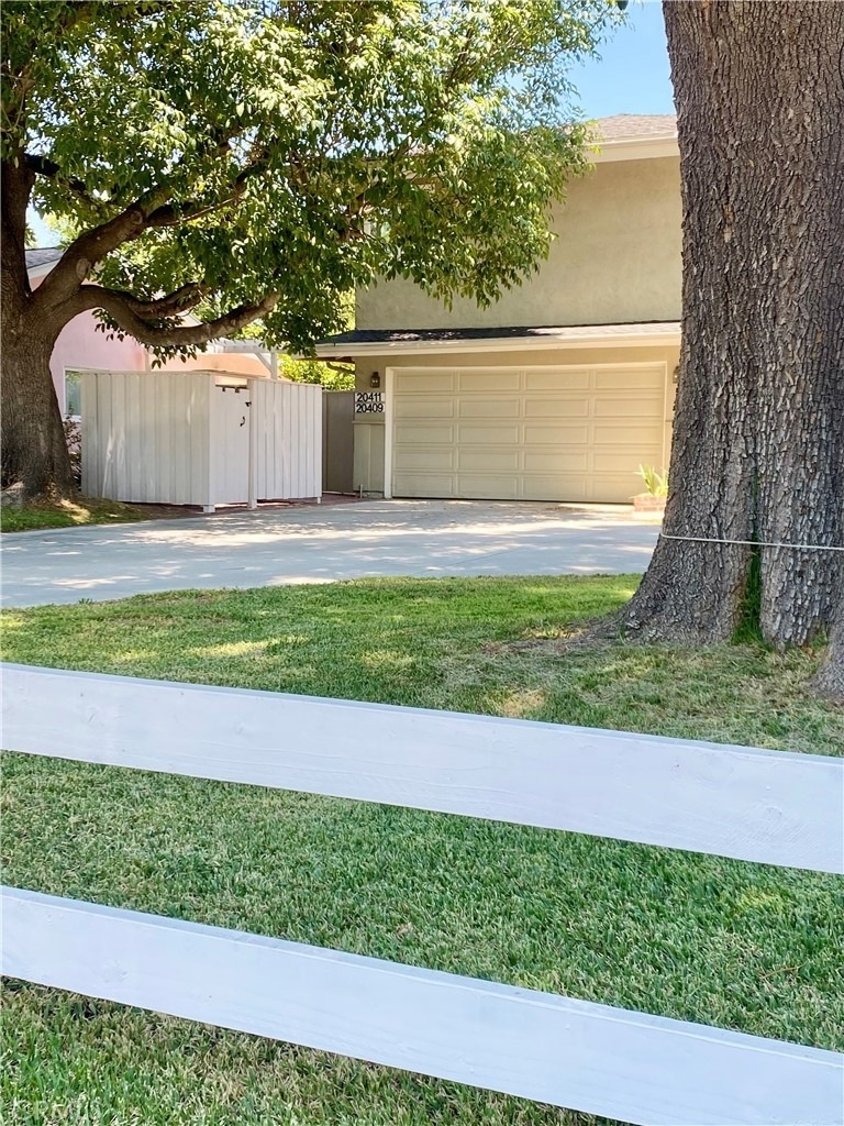 20407 Strathern - Photo 7
