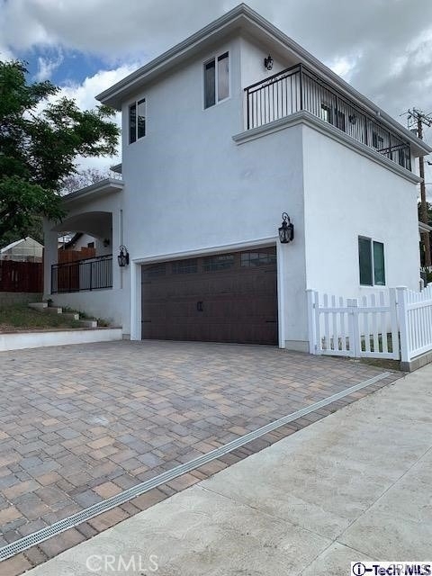 10303 Pinyon Avenue - Photo 4