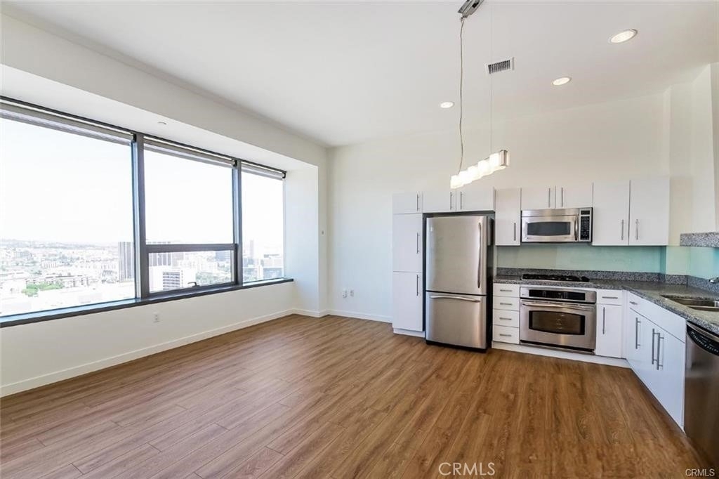 1100 Wilshire Boulevard - Photo 4