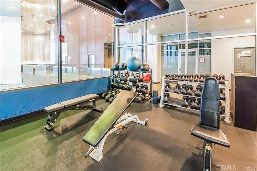 1100 Wilshire Boulevard - Photo 18