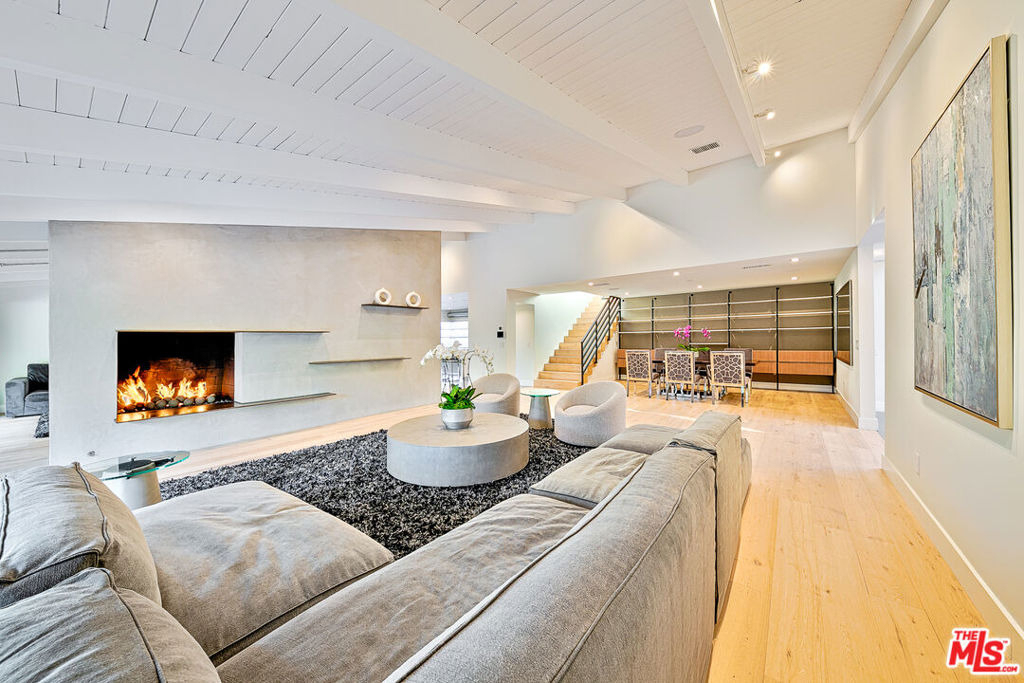 9038 Meredith Place - Photo 10