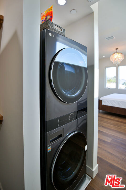 8505 Belford Avenue - Photo 6