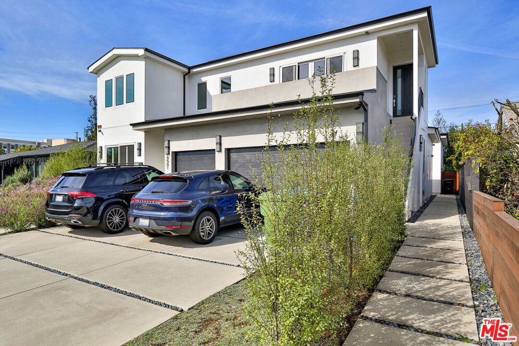 8505 Belford Avenue - Photo 1