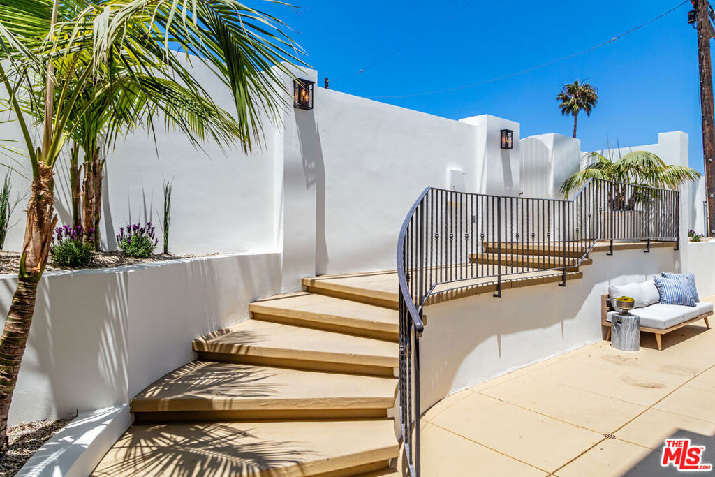 24314 Malibu Road - Photo 3