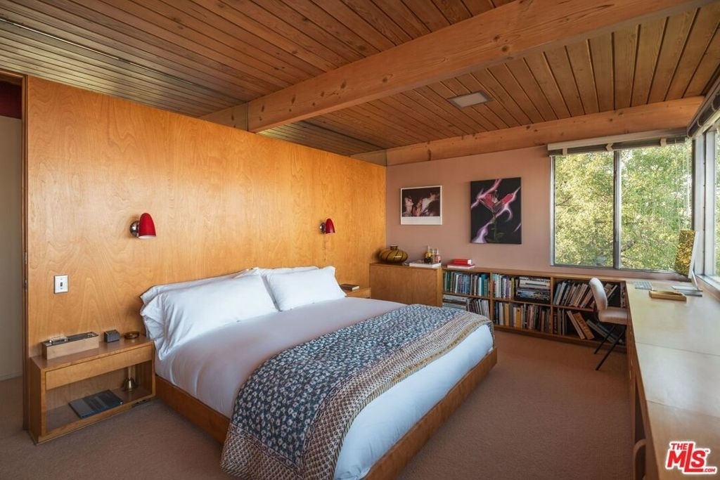 7820 Mulholland Drive - Photo 15