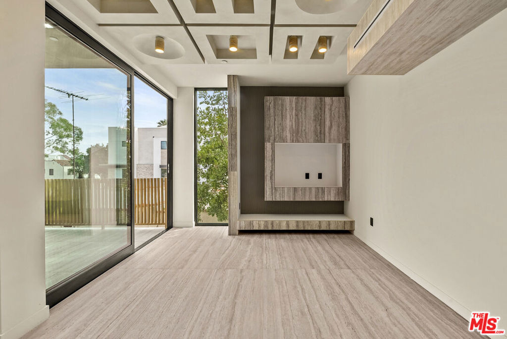 1021 N Ogden Drive - Photo 5