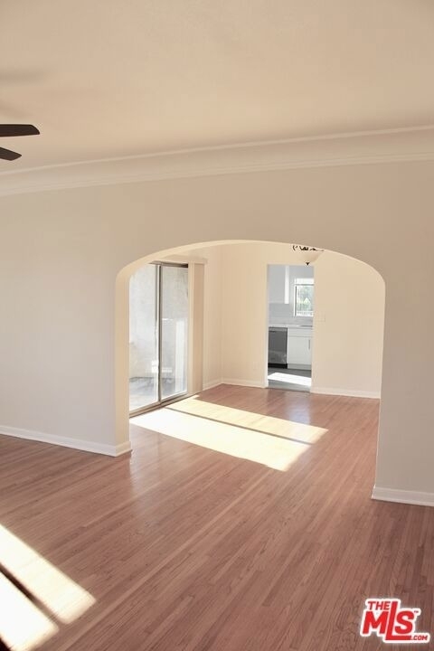 1239 S Hudson Avenue - Photo 2