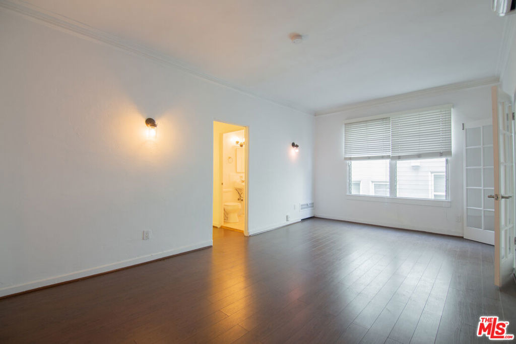 1201 N Crescent Heights Boulevard - Photo 1