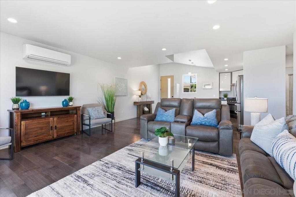 5447 Soledad Rd - Photo 6