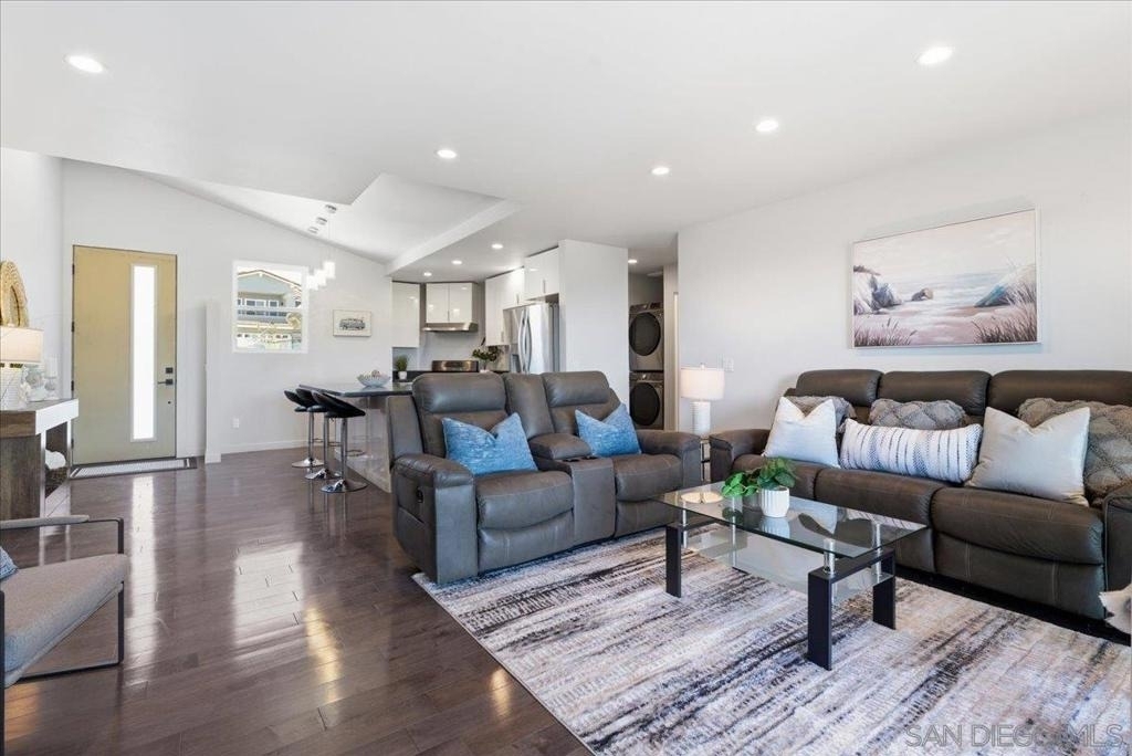 5447 Soledad Rd - Photo 5