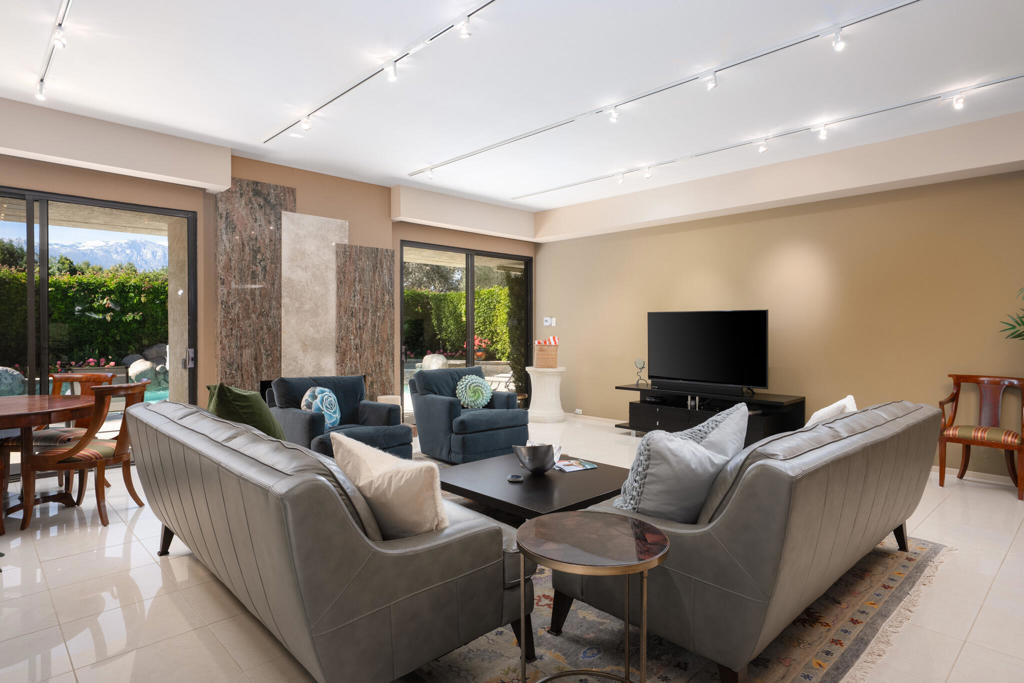 52 Princeton Drive - Photo 8