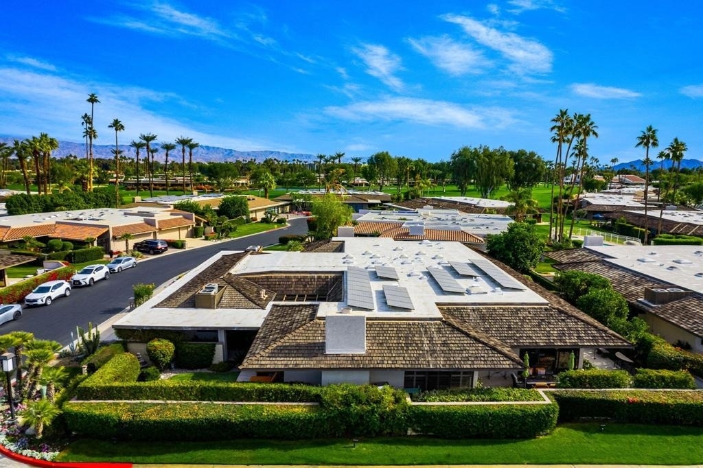 1 Briarcliff Court - Photo 3