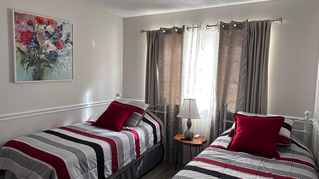 1707 Village Boulevard - Photo 9