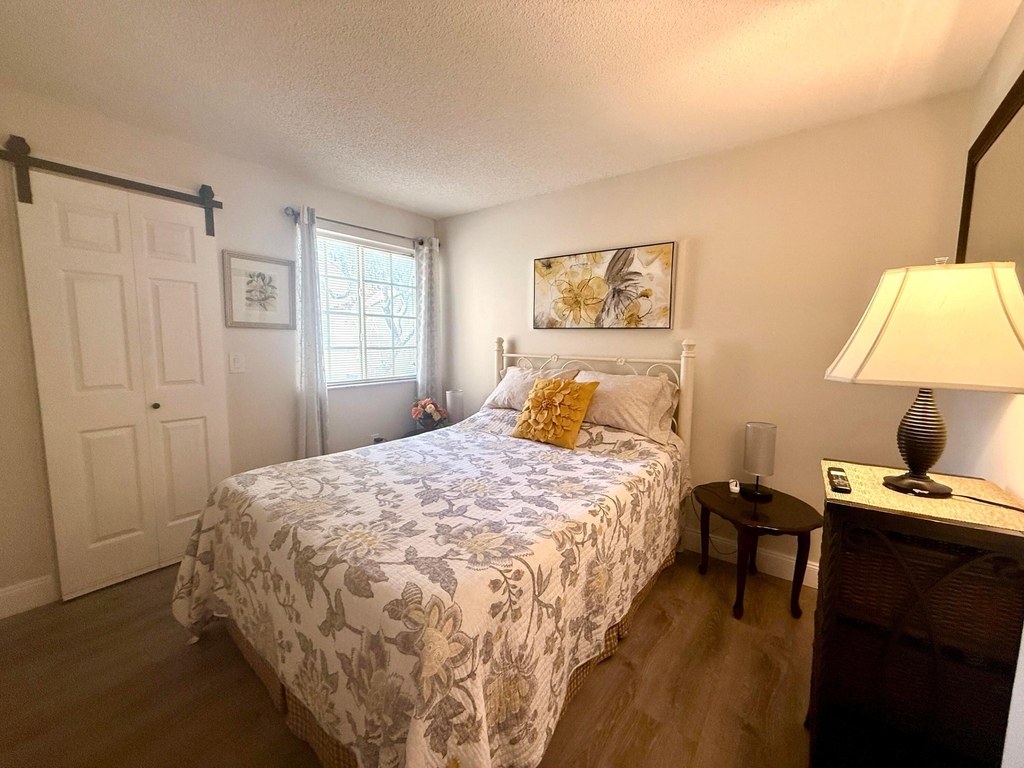 1707 Village Boulevard - Photo 18