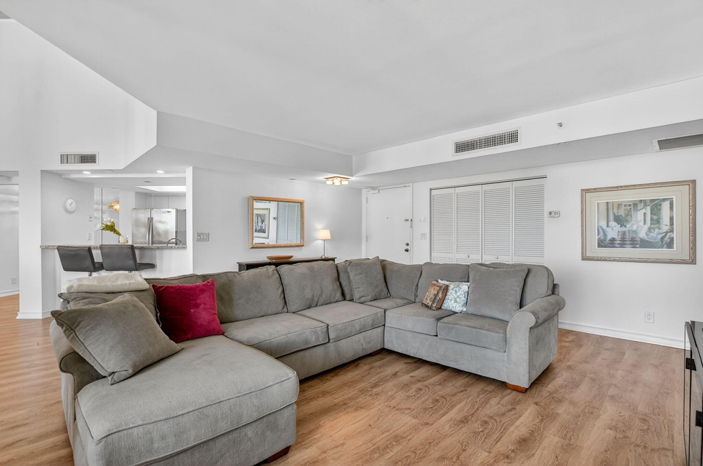 120 Se 5th Avenue - Photo 5