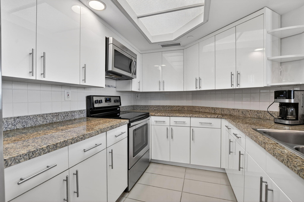 120 Se 5th Avenue - Photo 17