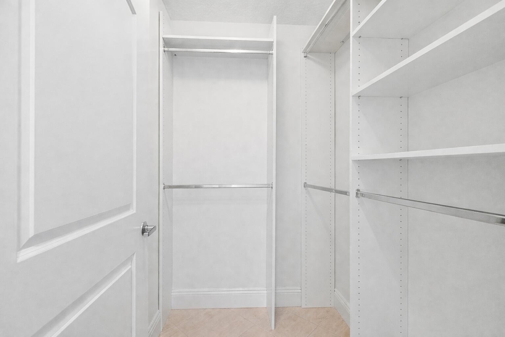701 S Olive Avenue - Photo 20