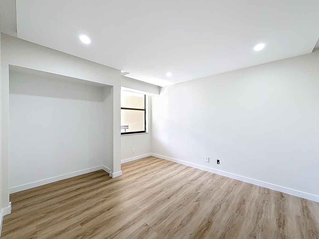 955 Egret Circle - Photo 19