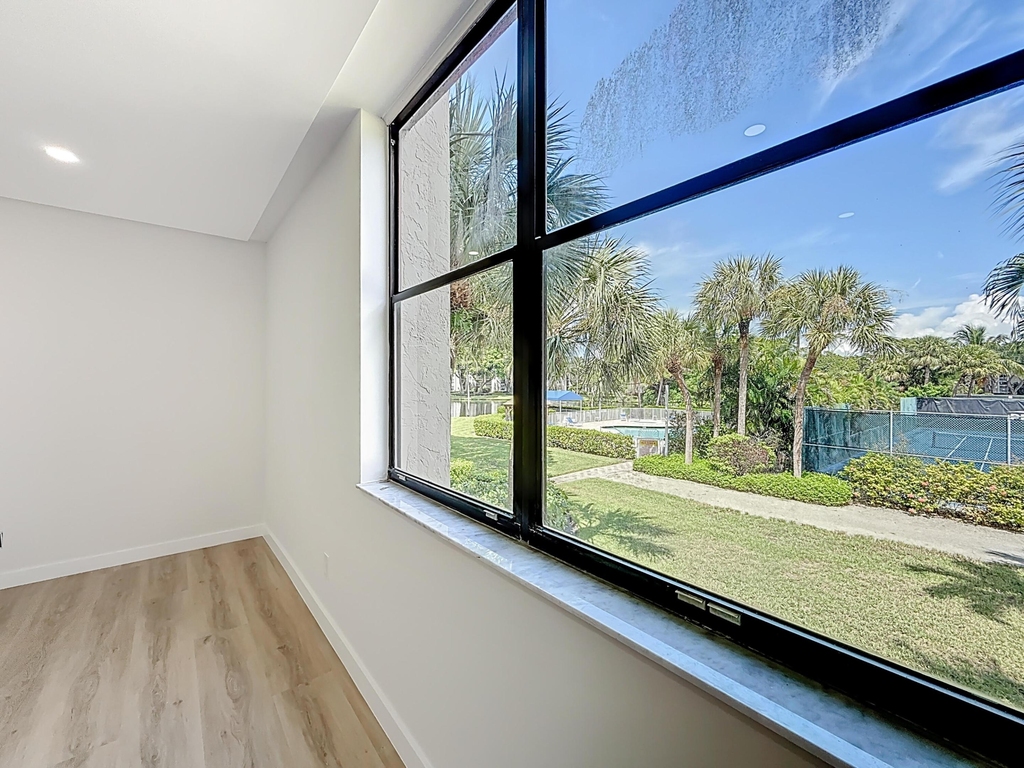 955 Egret Circle - Photo 26