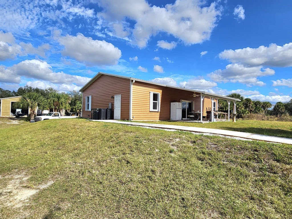 19835 Nw 266 Street - Photo 3
