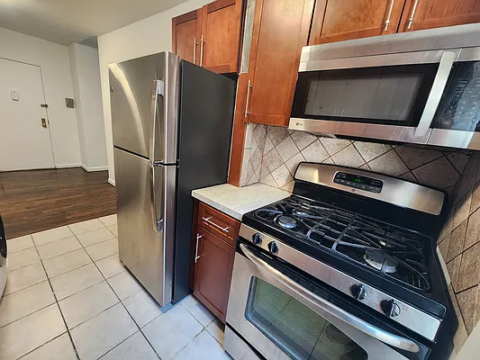 601 West 141st Street - Photo 6