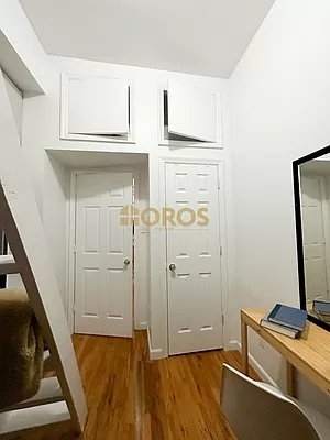 217 East 10th Street - Photo 8