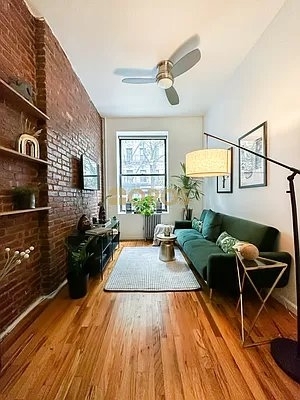217 East 10th Street - Photo 1