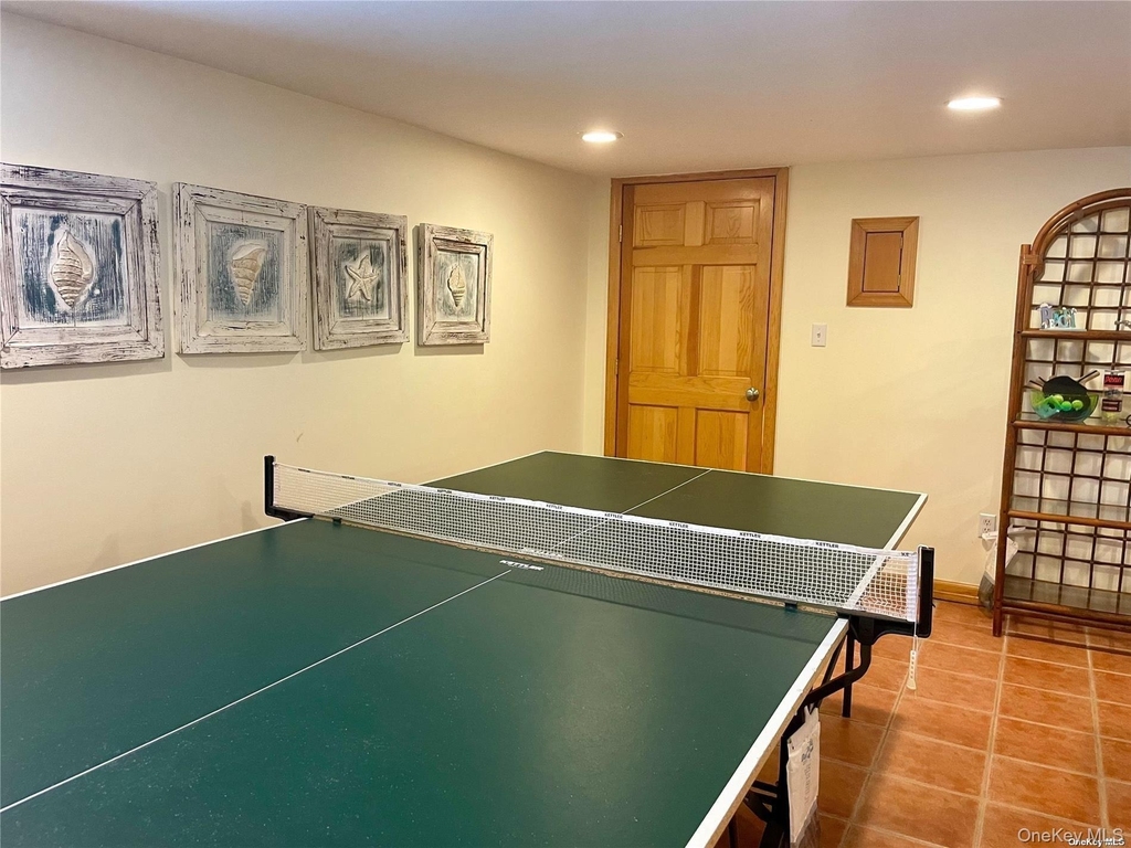 89 Lynbrook - Photo 15