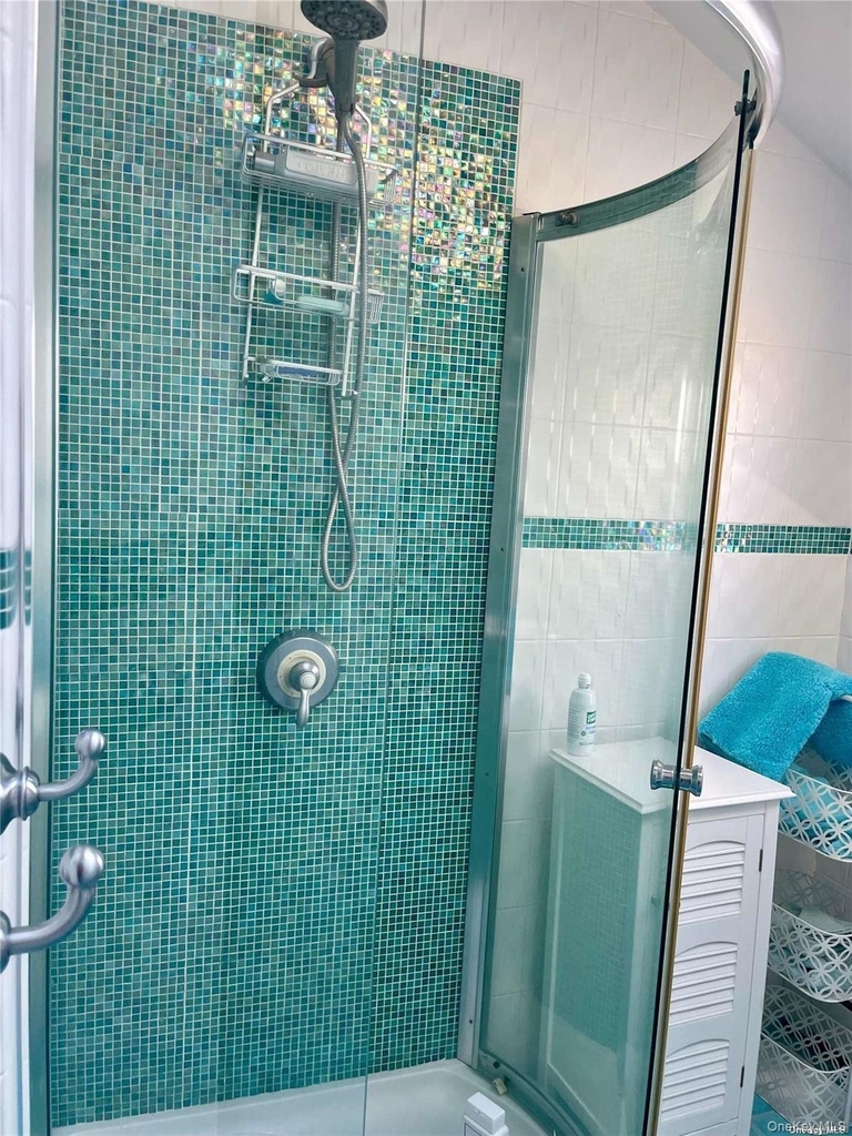 89 Lynbrook - Photo 12