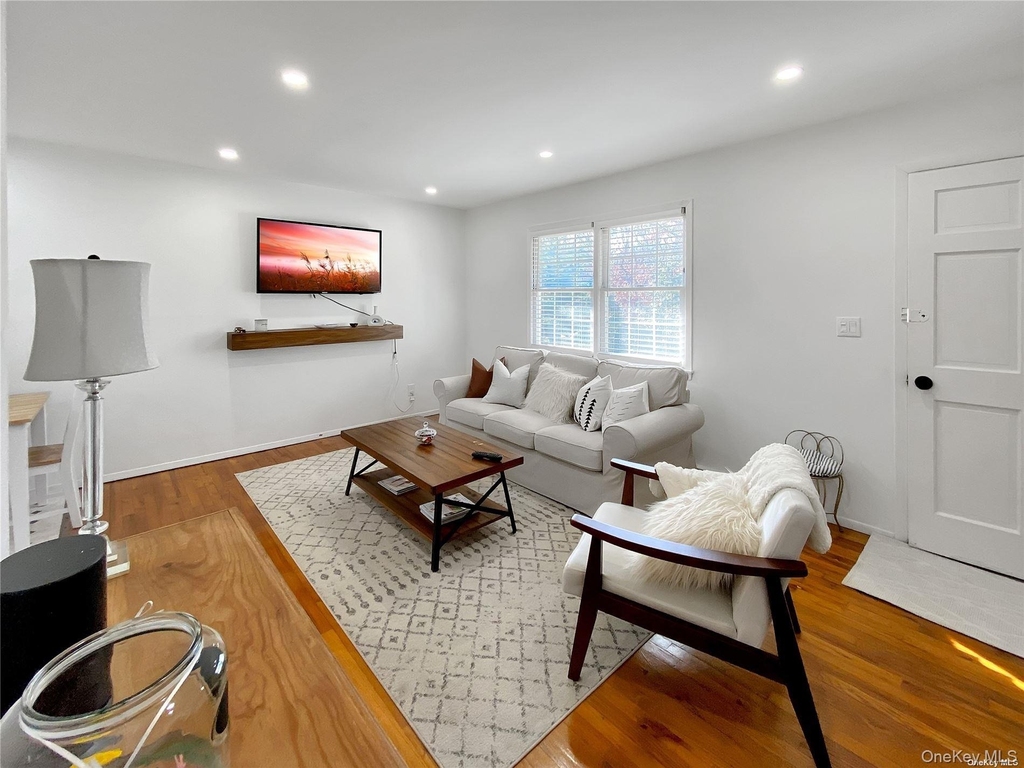 18 Old Riverhead Road - Photo 1