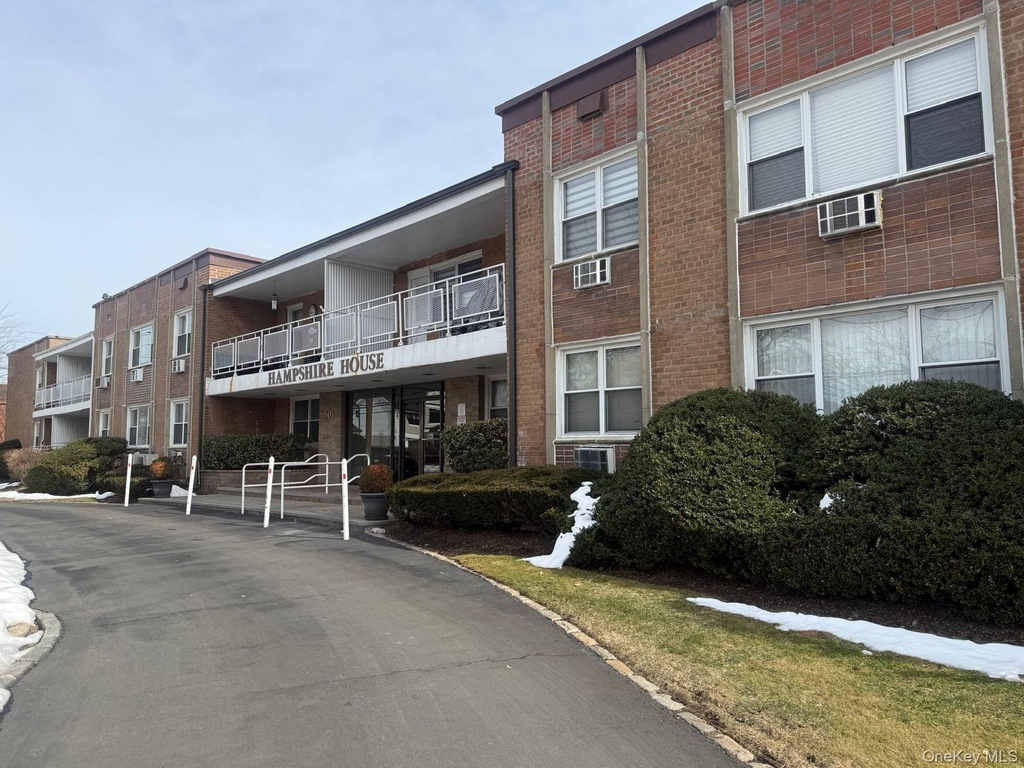 601 Chestnut Street - Photo 2