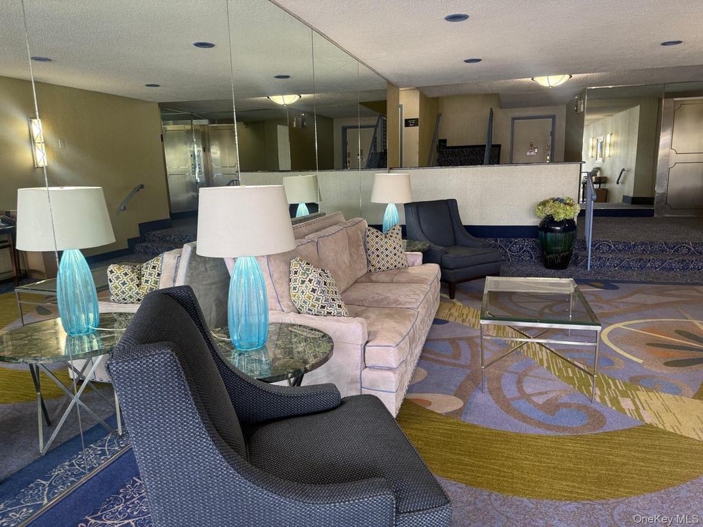 601 Chestnut Street - Photo 4