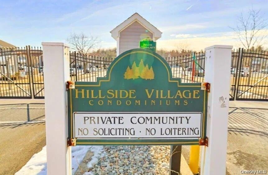 100 Hillside Drive - Photo 0