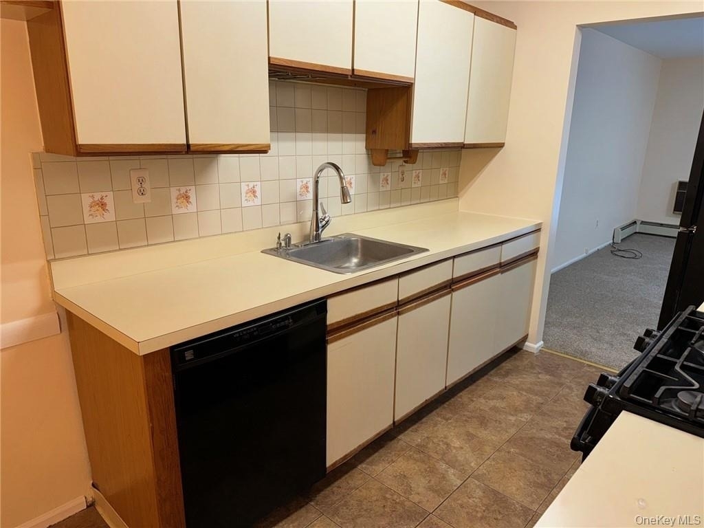 100 Hillside Drive - Photo 4