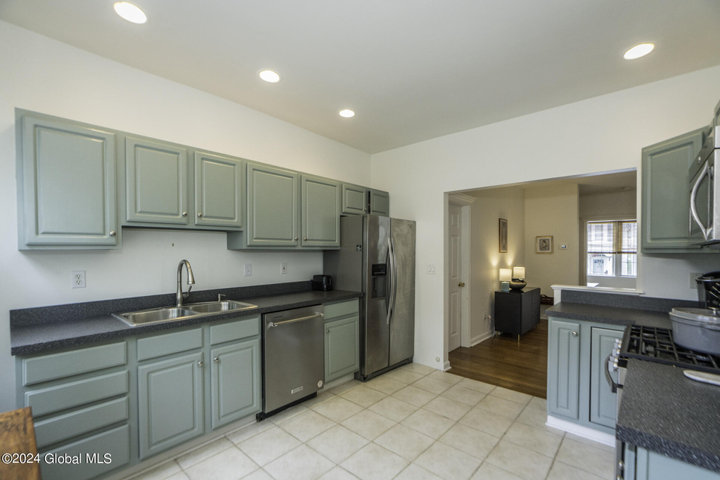 41 Walton Street - Photo 8