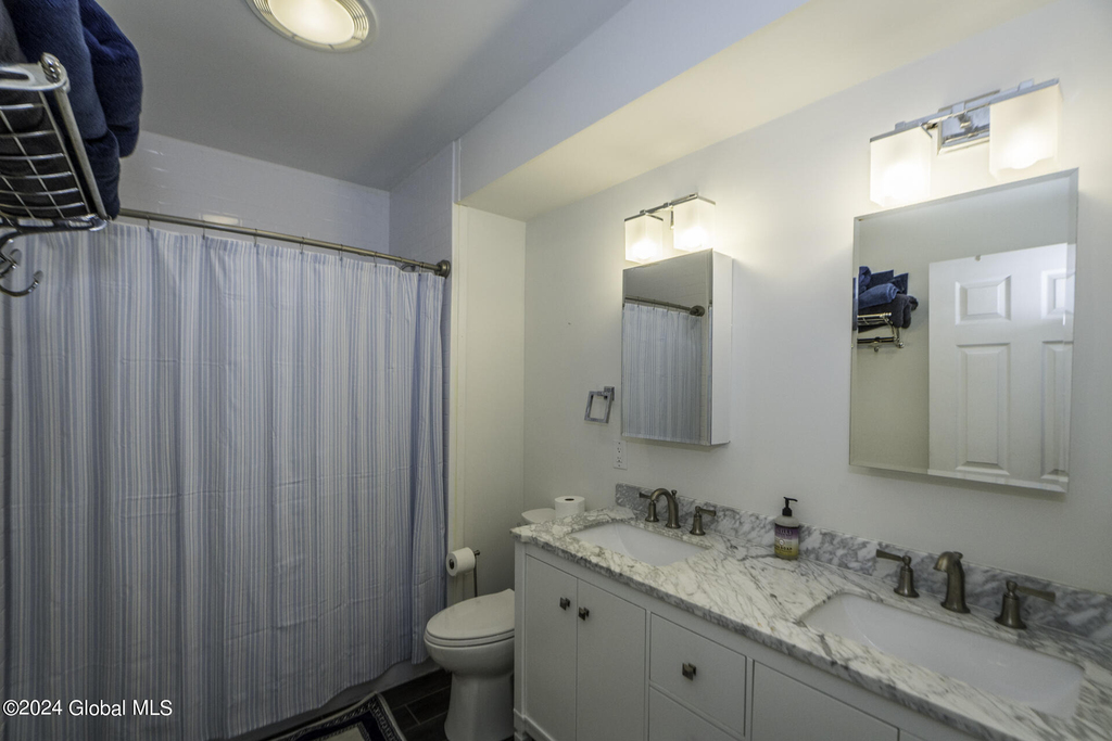 41 Walton Street - Photo 14