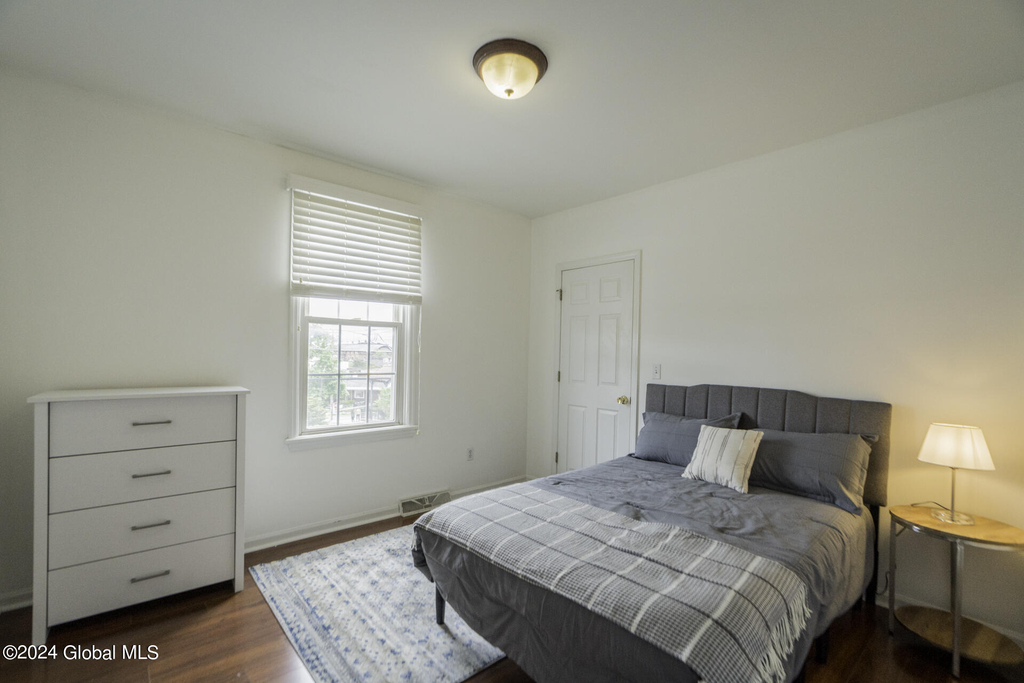 39 Walton Street - Photo 9