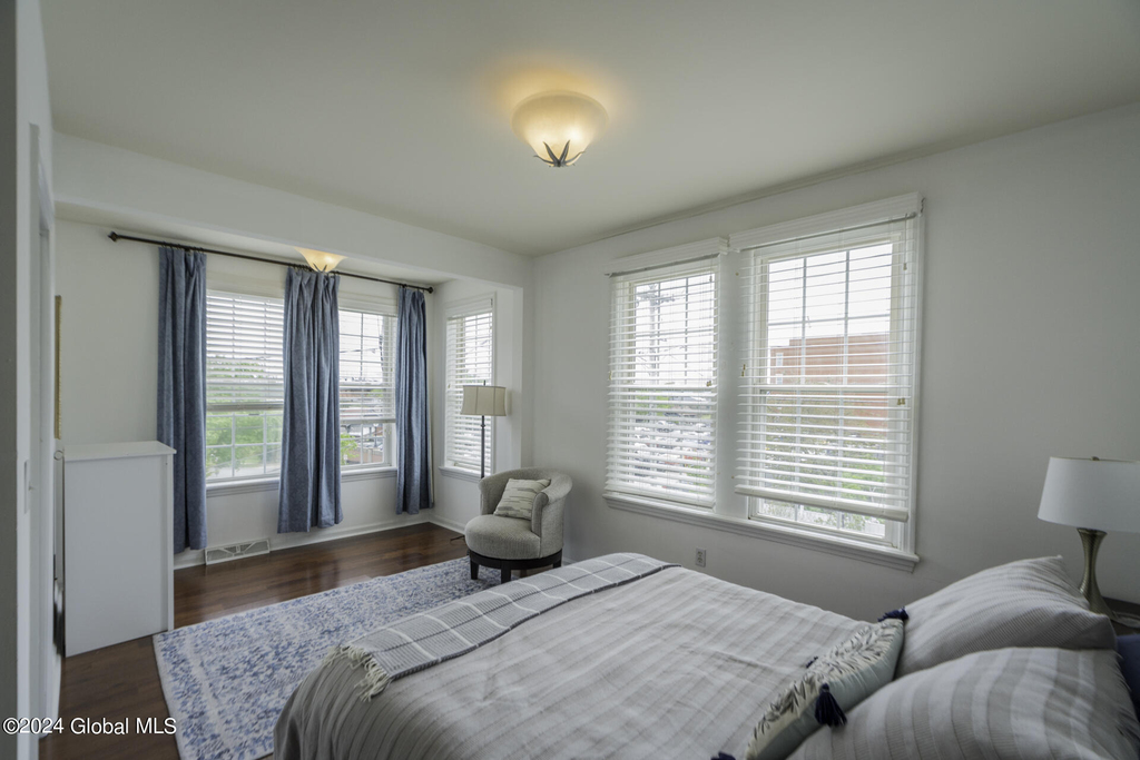 39 Walton Street - Photo 10