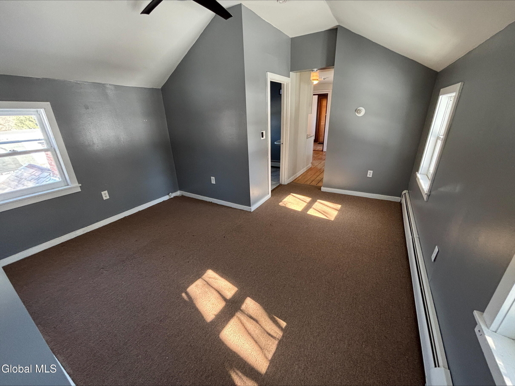372 New York 43 - Photo 2
