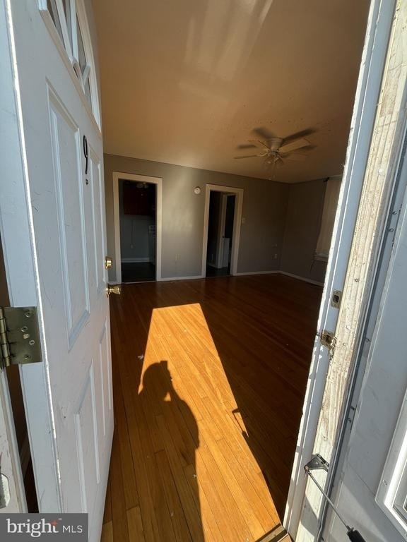 44 S Loudoun Street - Photo 2