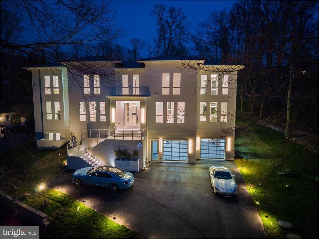 8757 A Brook Road - Photo 0