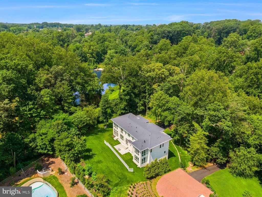 8757 A Brook Road - Photo 43