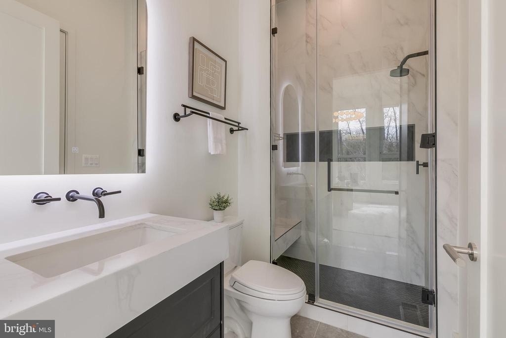 8757 A Brook Road - Photo 29