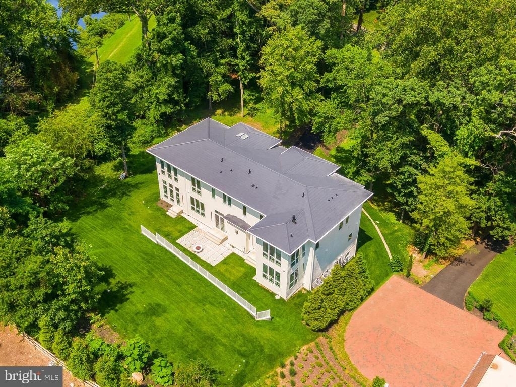 8757 A Brook Road - Photo 44
